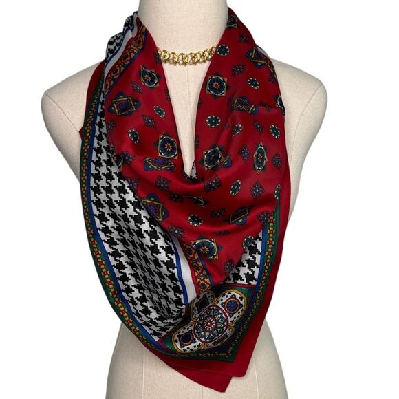 Vintage Avon scarf - Picture 2 of 7